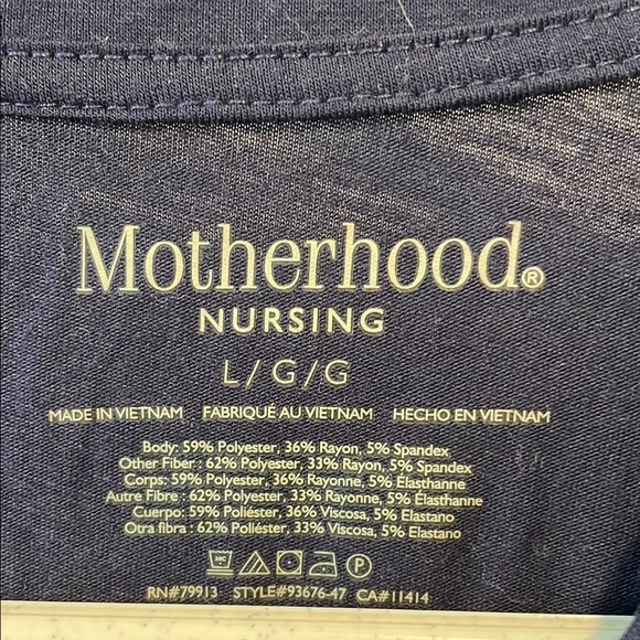 Motherhood Maternity Nursing Top - Picture 2 of 3
